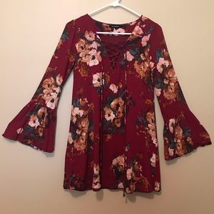 Blu Pepper Tunic w/ Bell Sleeves Small